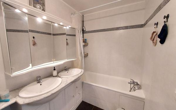 Appartement à vendre    4 pièces • 84,72 m2 Neuilly-sur-Marne