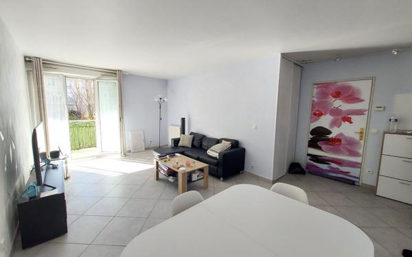 Appartement à vendre    4 pièces • 84,72 m2 Neuilly-sur-Marne