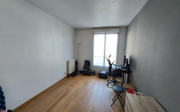 Appartement à vendre    4 pièces • 84,72 m2 Neuilly-sur-Marne