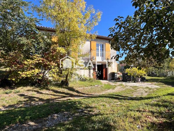 Maison lumineuse à FLEAC avec jardin