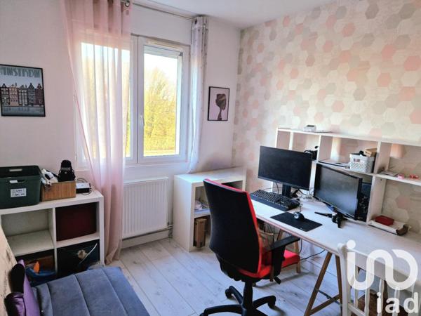 Appartement 3 pièces de 66 m² à Lens (62300)