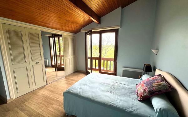 Maison à vendre    6 pièces •  Narrosse