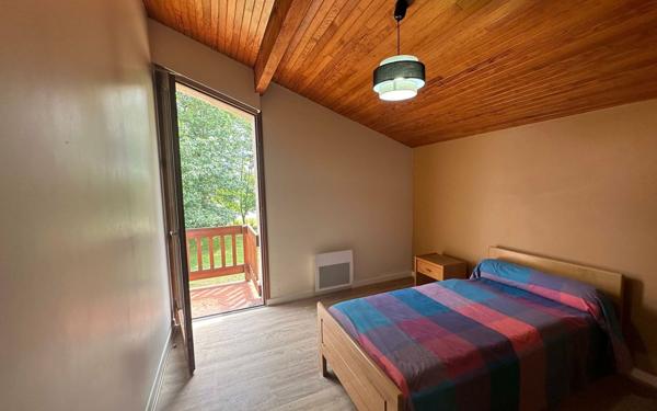 Maison à vendre    6 pièces •  Narrosse