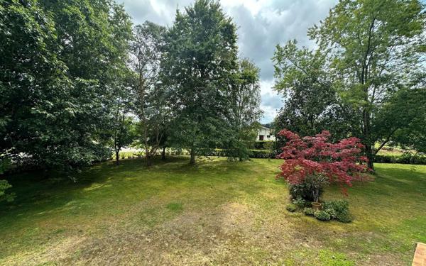 Maison à vendre    6 pièces •  Narrosse