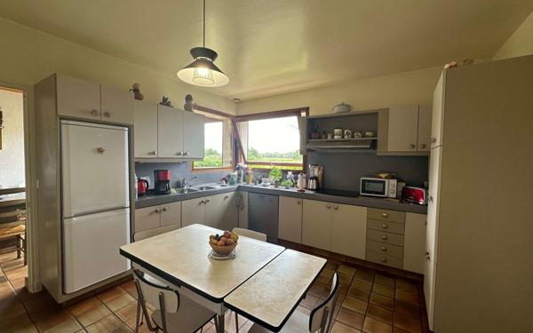 Maison à vendre    6 pièces •  Narrosse