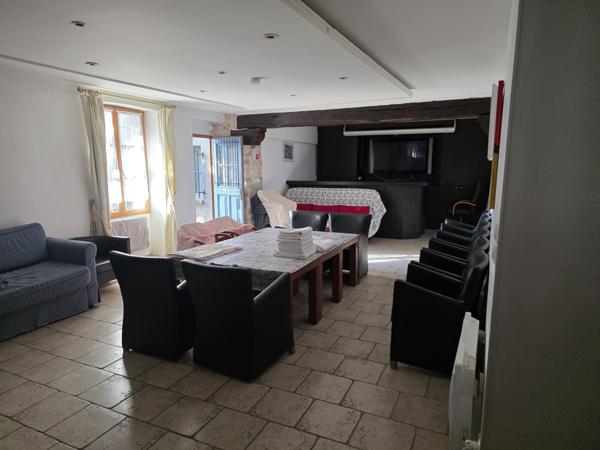 Milly-la-Forêt (91490) Ensemble immobilier – Habitation principale + gîte possible