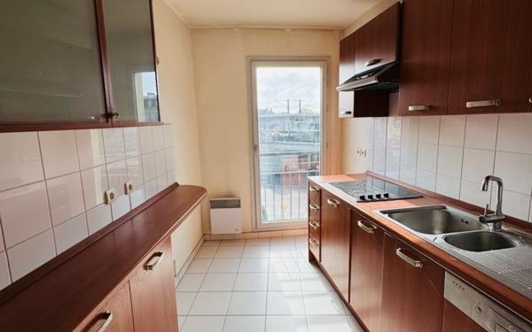 Appartement à vendre    2 pièces • 50,48 m2 Le Raincy