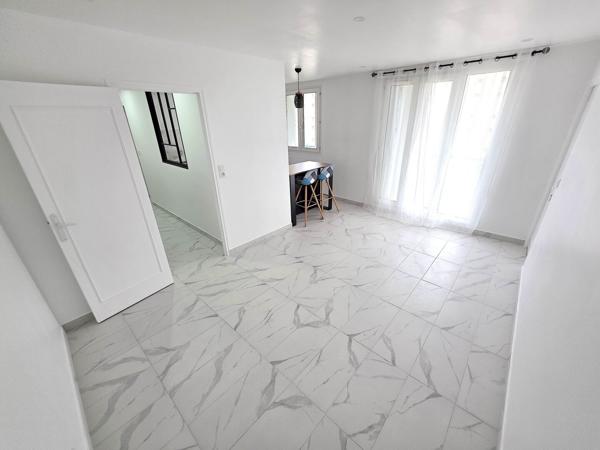 Appartement T3, refait à neuf, proche Hôpital.