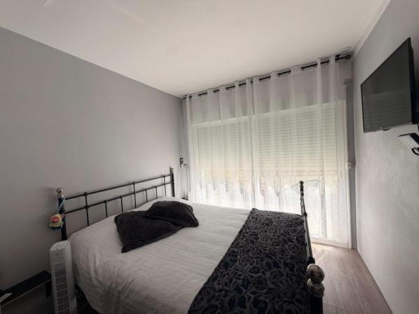 Maison Salles hyper centre 5 chambres 127m² + piscine sur 1600m² de terrain
