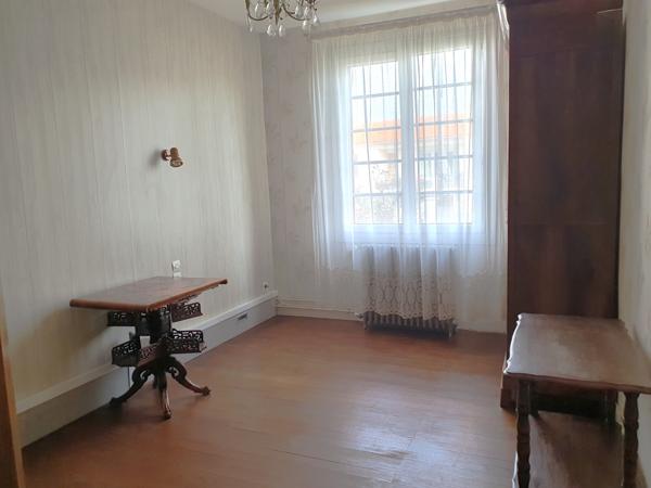 Maison  5 pièce(s)  3 chambre(s)  94.3 m²