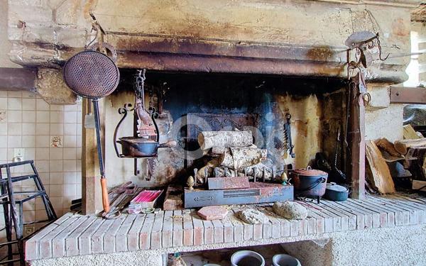 Maison à vendre    13 pièces •  Laferté-sur-Aube