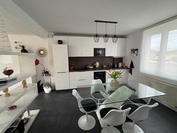 Maison à Les Sorinières, 44840 - 5 pièces 97m²