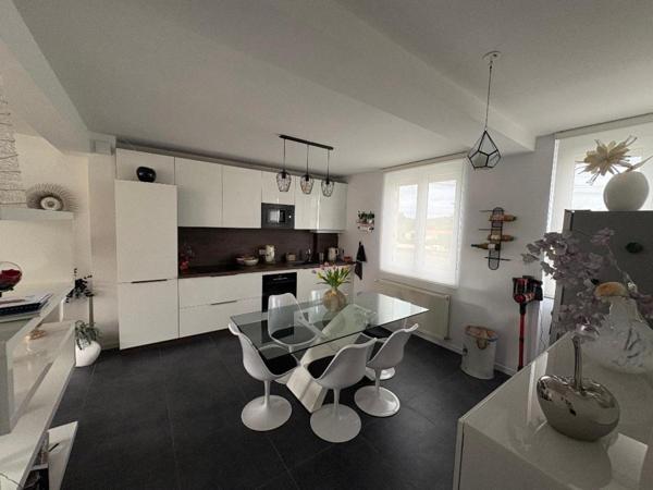 Maison à Les Sorinières, 44840 - 5 pièces 97m²