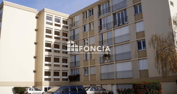 Location Studio 30.57 m² - Le Plessis-trévise 94420