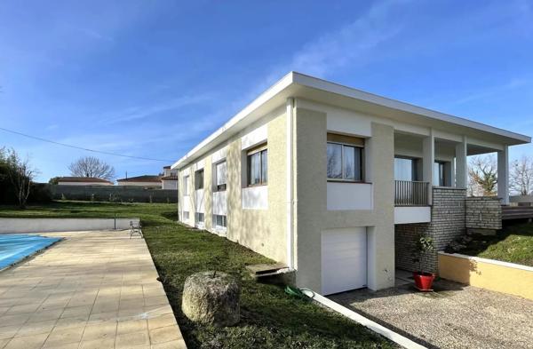 Maison d'architecte avec piscine