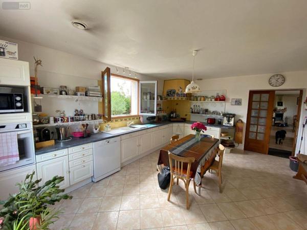 Maison rurale à vendre à Aubigné-Racan dans la Sarthe (72800), ref : MAIS/0071