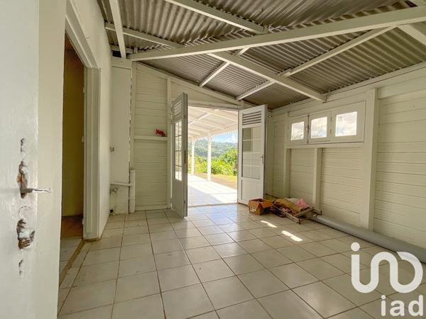 Maison 4 pièces de 125 m² à Gros-Morne (97213)
