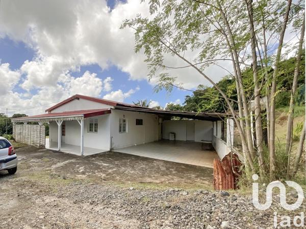 Maison 4 pièces de 125 m² à Gros-Morne (97213)
