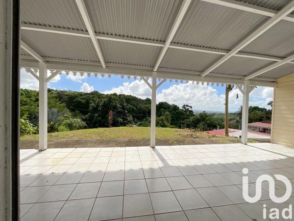 Maison 4 pièces de 125 m² à Gros-Morne (97213)