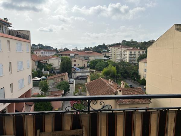 3 pièces dans résidence avec piscine