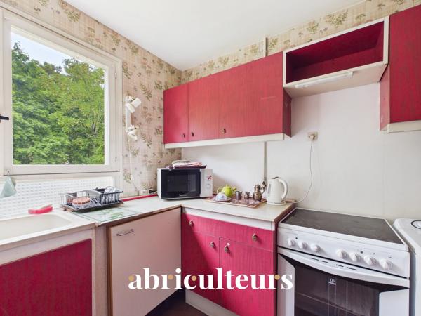 Appartement comprenant balcon, cave + parking en vente à Versailles Clagny-Glatigny (78000)