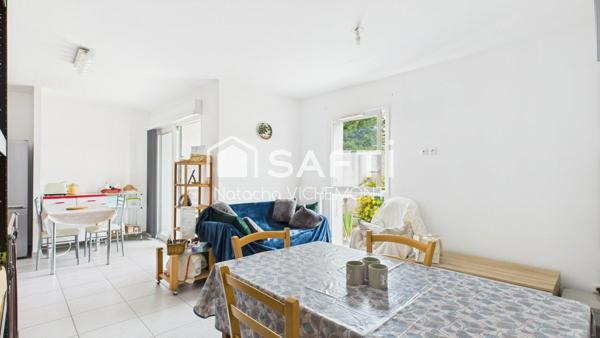 Plein centre bourg, appartement plain pied avec jardin 2 chambres sans travaux!