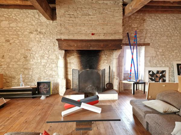 Maison de ville spacieuse avec beaucoup de caractère