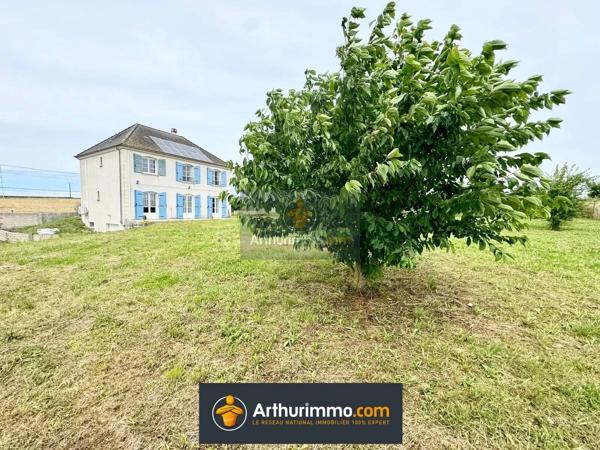 Vente                                                      Maison
                        
                     7 pièces                      148 m2                     à Jouy-le-Châtel