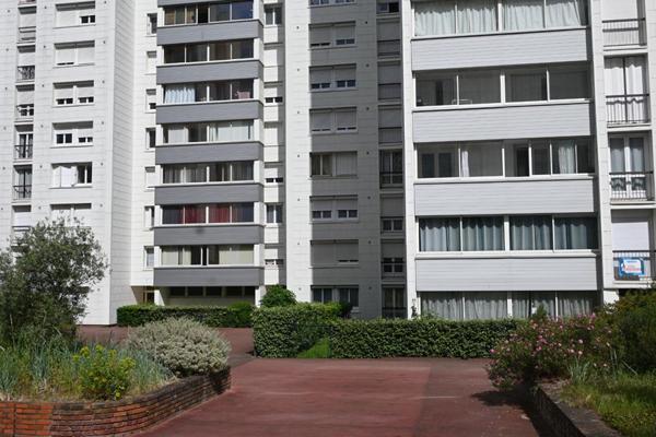 A VENDRE APPARTEMENT SAINT PIERRE DES CORPS 4 pièce(s) 82.43 m2