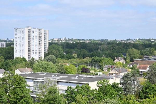 A VENDRE APPARTEMENT SAINT PIERRE DES CORPS 4 pièce(s) 82.43 m2