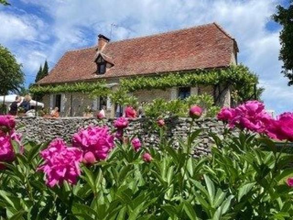 Domaine touristique d'exception du XVIIIe siècle , exploitable immédiatement !