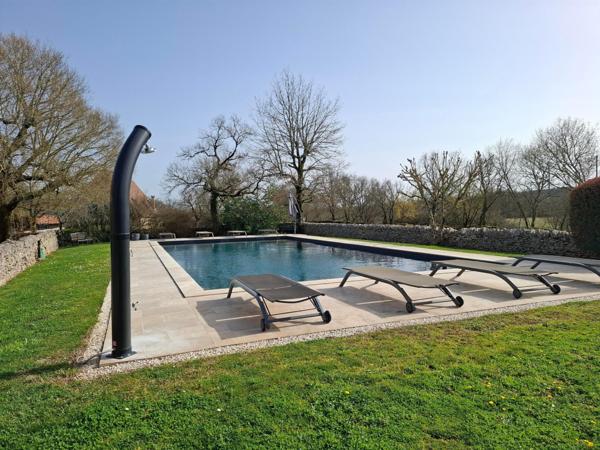 Domaine touristique d'exception du XVIIIe siècle , exploitable immédiatement !