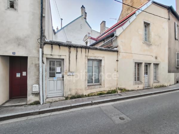 Charmant studio de 16 m² - PLACE DES CORDELIERS DIJON CENTRE