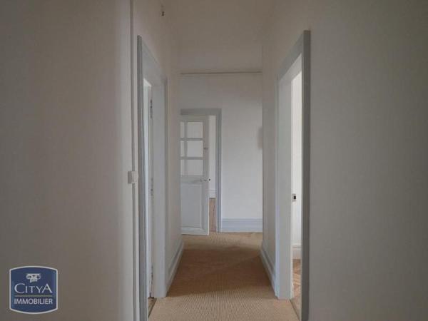 Appartement à louer 4 pièces 98.8m²