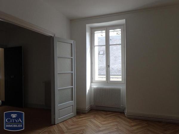 Appartement à louer 4 pièces 98.8m²