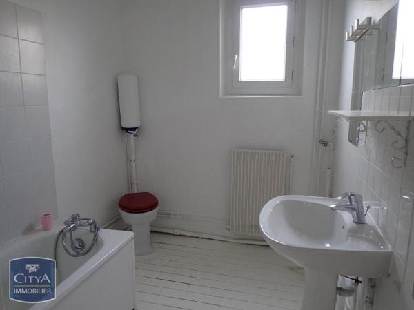 Appartement à louer 4 pièces 98.8m²