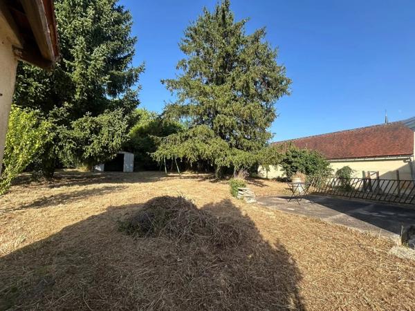 Vente                                                      Maison
                        
                     4 pièces                      116 m2                     à Jars