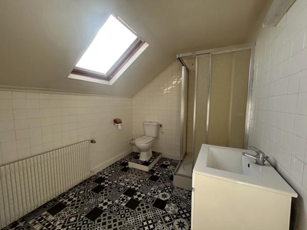 Vente                                                      Maison
                        
                     4 pièces                      116 m2                     à Jars