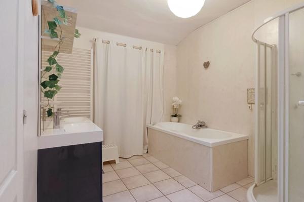 Vente maison de ville 173 m² 8 Pièces Bonnières-sur-Seine
