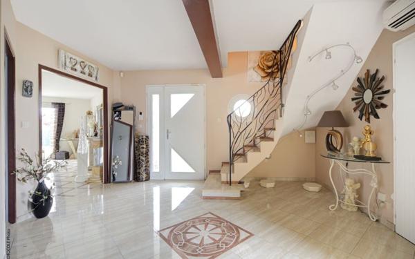 Maison à vendre    5 pièces • 190 m2 Saint-Alban