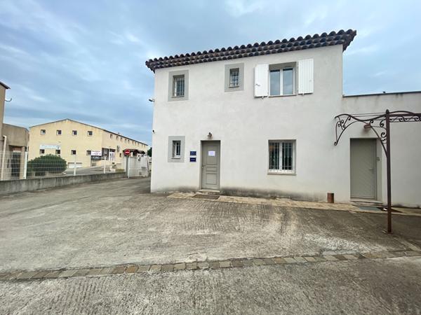 A louer bureau maison de fonction