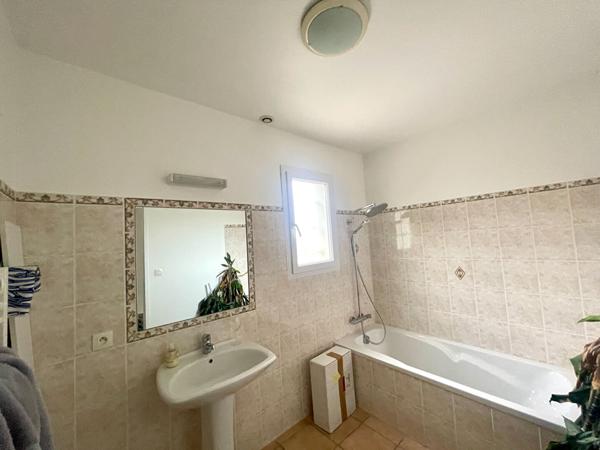 A louer bureau maison de fonction