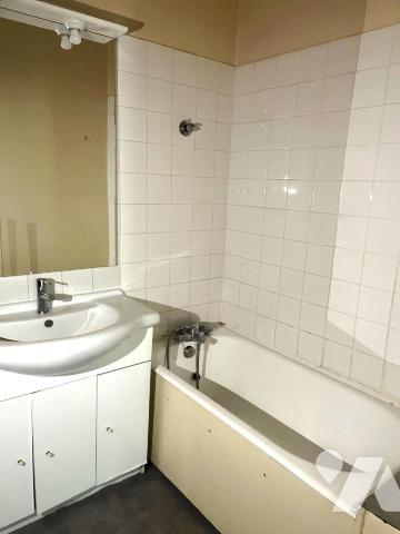 Appartement 2ch seconde cour du centre ville