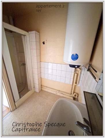 Maison avec deux niveaux indépendants et garage à vendre à VETRE SUR ANZON (42)