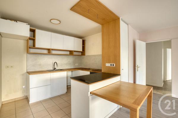 Appartement F3 à vendre  3 pièces - 64 m2 AUBERVILLIERS - 93