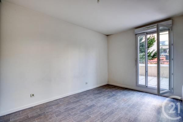 Appartement F3 à vendre  3 pièces - 64 m2 AUBERVILLIERS - 93