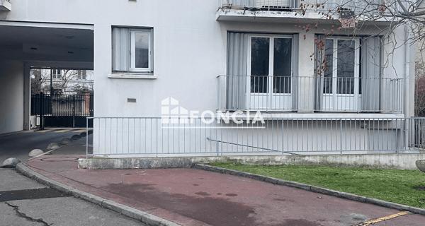 À vendre Parking 12.5 m² - Rueil-malmaison 92500