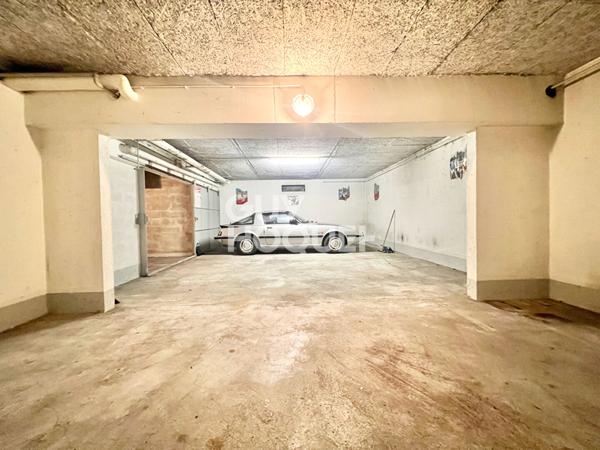 Box XXL en sous-sol avec accès sécurisé