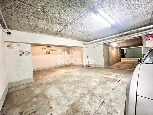 Box XXL en sous-sol avec accès sécurisé