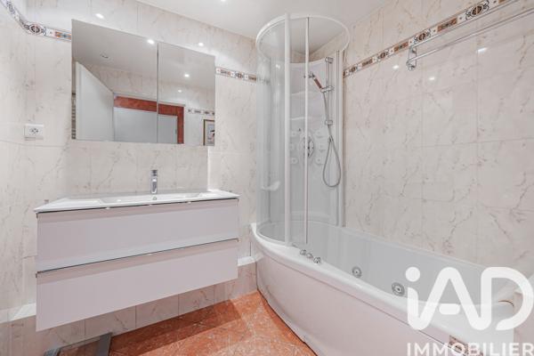 Appartement à vendre 4 pièces 93 m² Suresnes